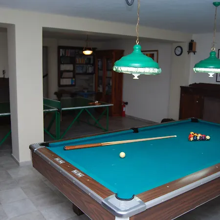 Villa Blue Crystal *