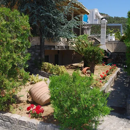 Blue Crystal Nea Iraklitsa