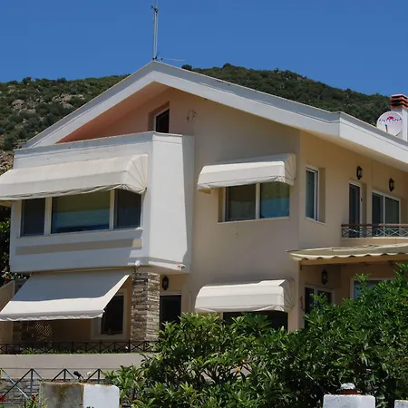 Blue Crystal Villa *