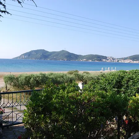 Blue Crystal Villa *