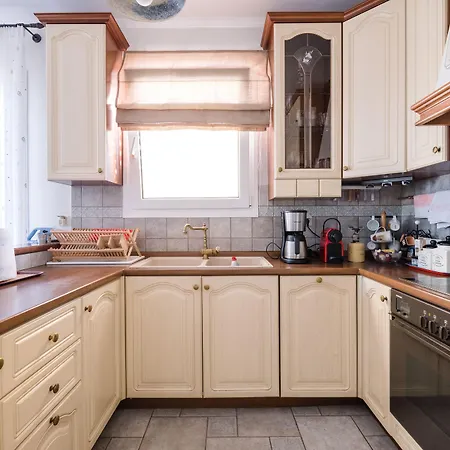 Blue Crystal Villa *