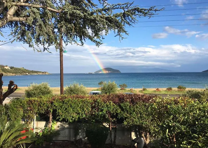 Villa Blue Crystal Nea Iraklitsa