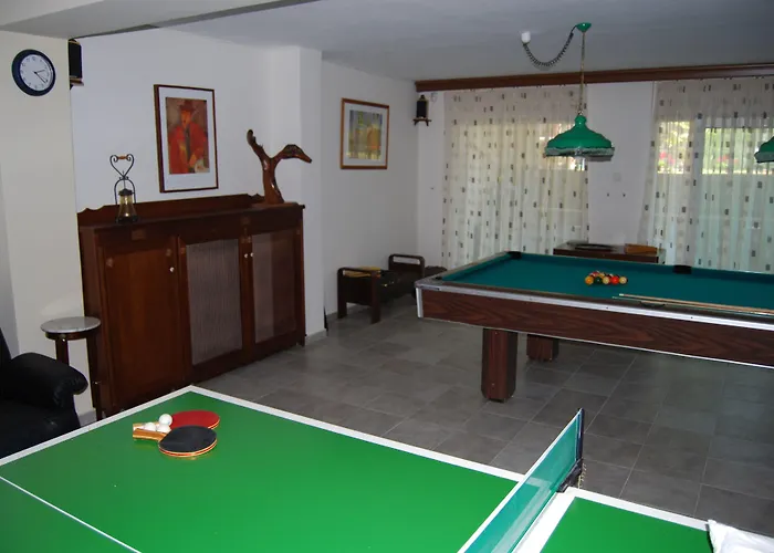 Blue Crystal * Nea Iraklitsa