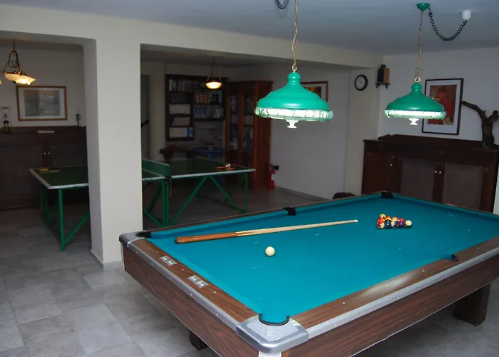 Villa Blue Crystal *