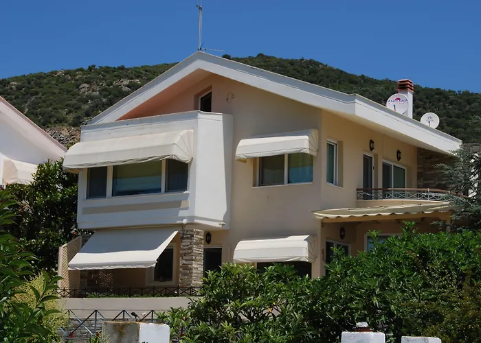 Blue Crystal Villa *