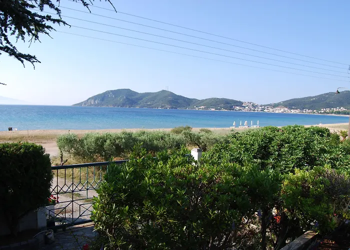 Blue Crystal Villa *