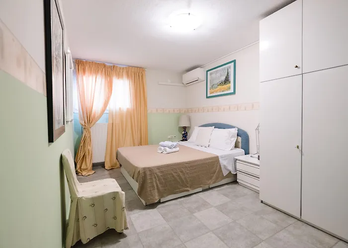 Blue Crystal * Nea Iraklitsa