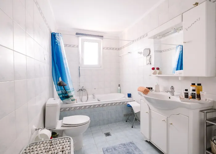 Villa Blue Crystal